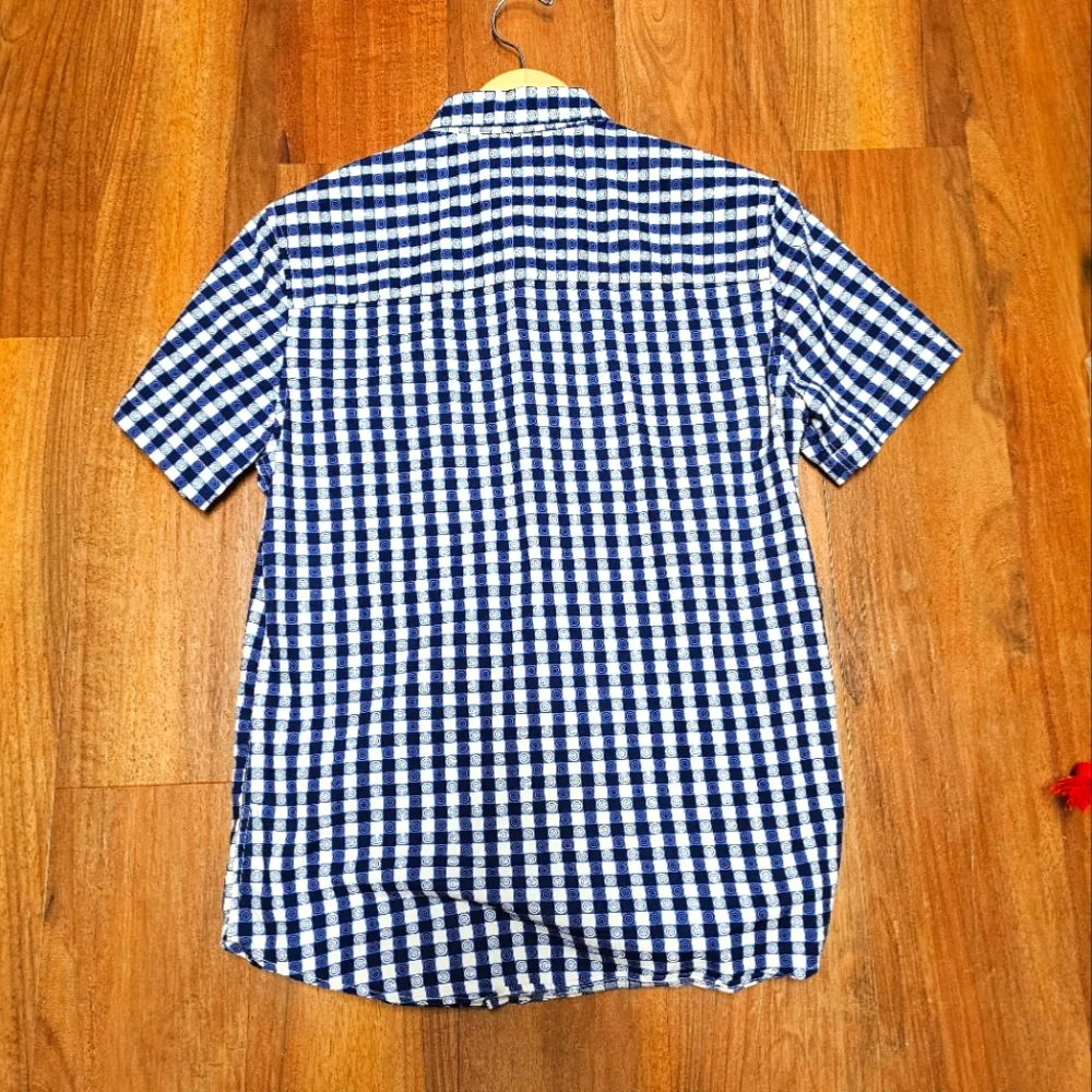 Marvel Captain America Shield Pattern Button Down - Picture 9 of 9